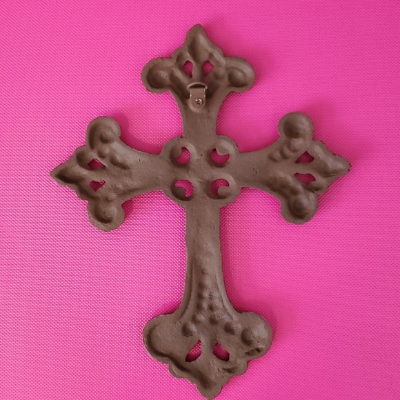 Cross - Picture 4 of 4